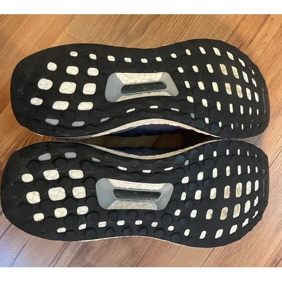 adidas Women's Ultraboost 4.0 DNA Running Shoes Navy Blue, Size 9.5 - Picture 7 of 7